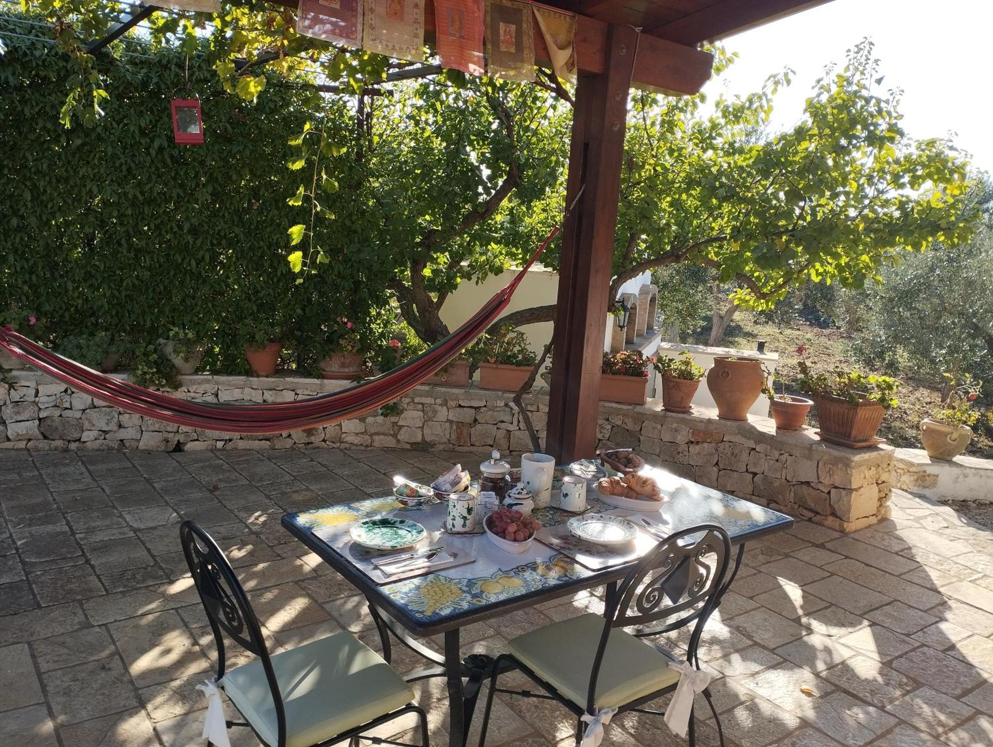 Piccolo Trullo Ostunese Le Jardin De Sophie' Ostuni Exterior photo